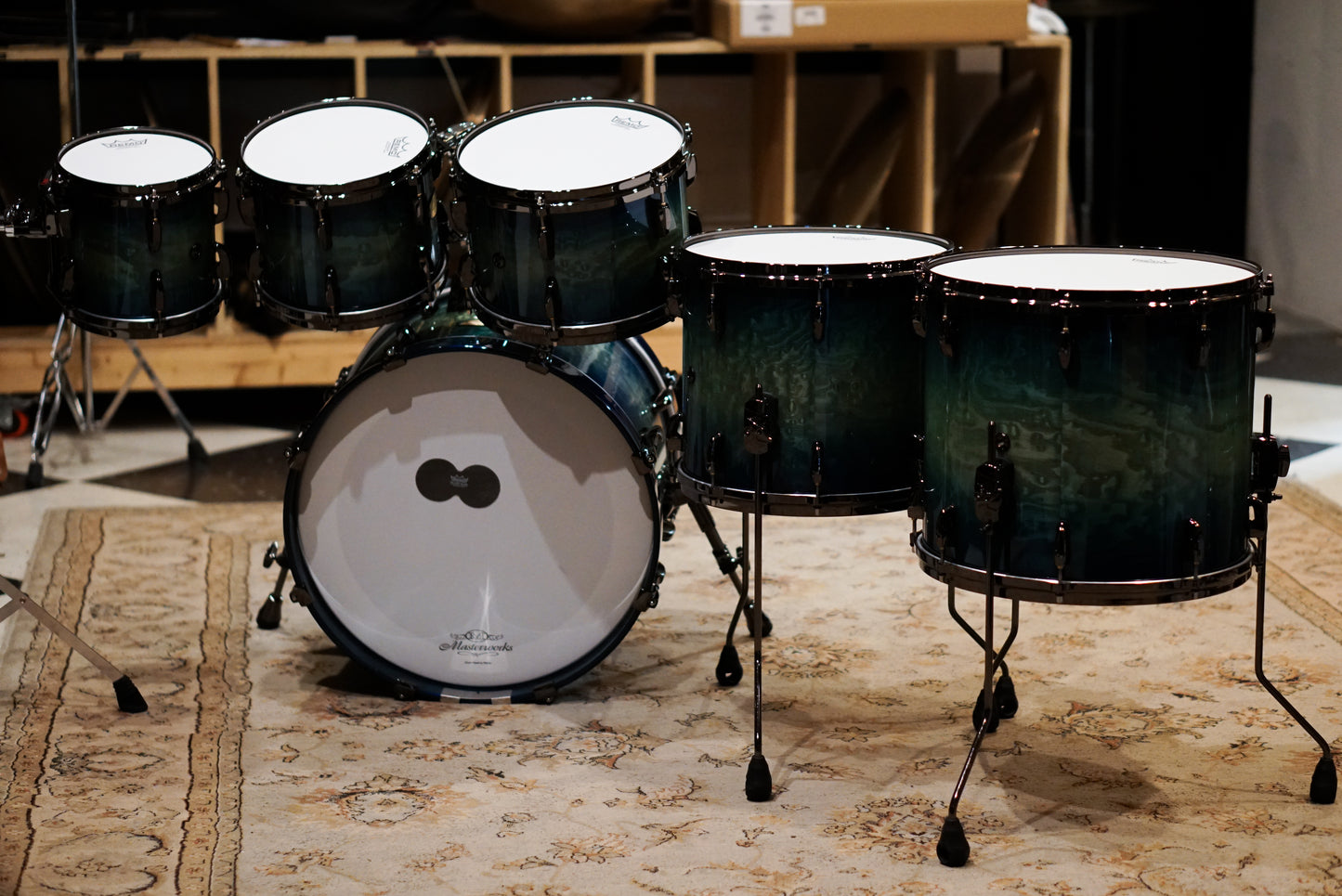 Pearl 10/12/14/16/20" Masterworks Drum Set - Scuba Blue Tamo Ash