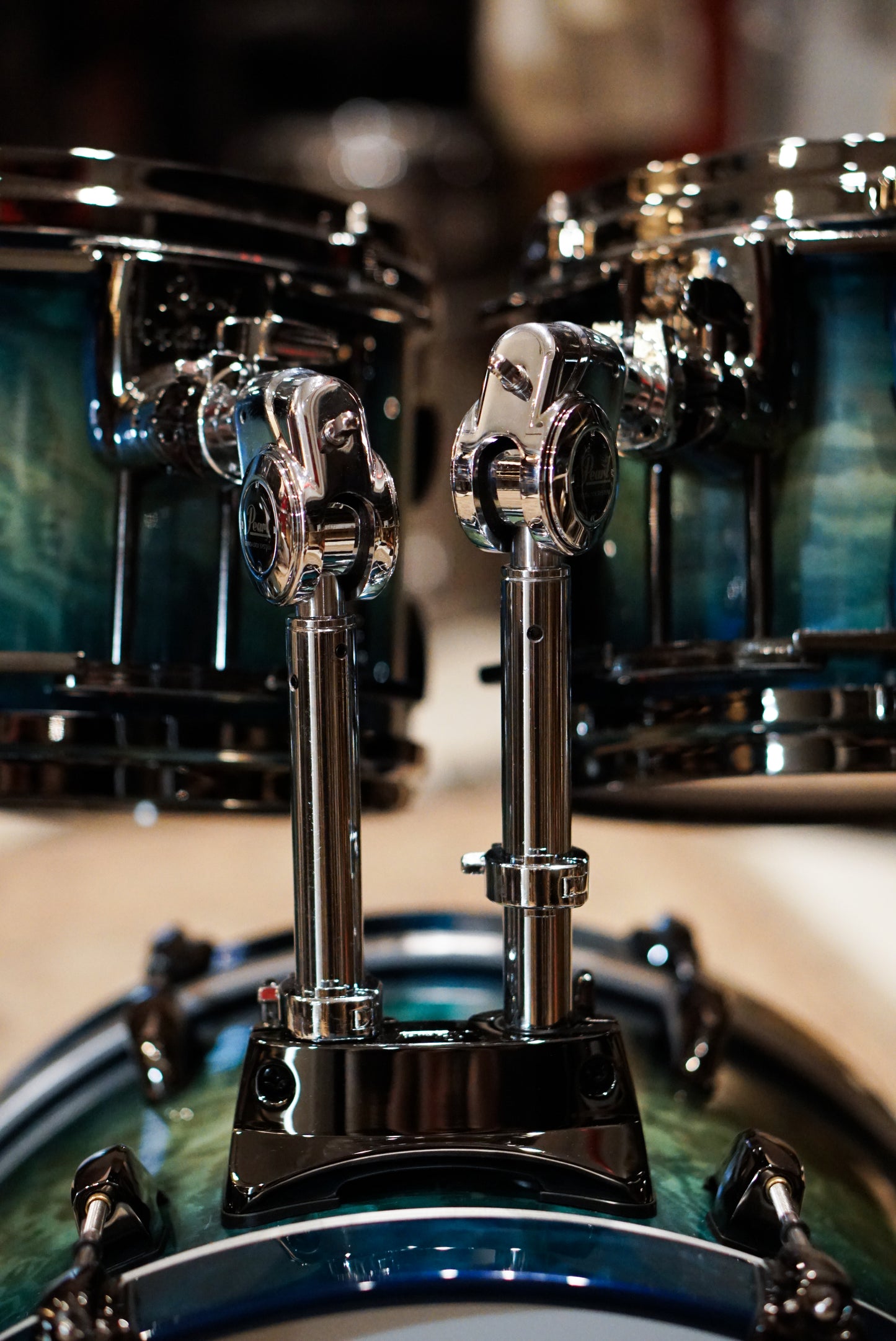 Pearl 10/12/14/16/20" Masterworks Drum Set - Scuba Blue Tamo Ash