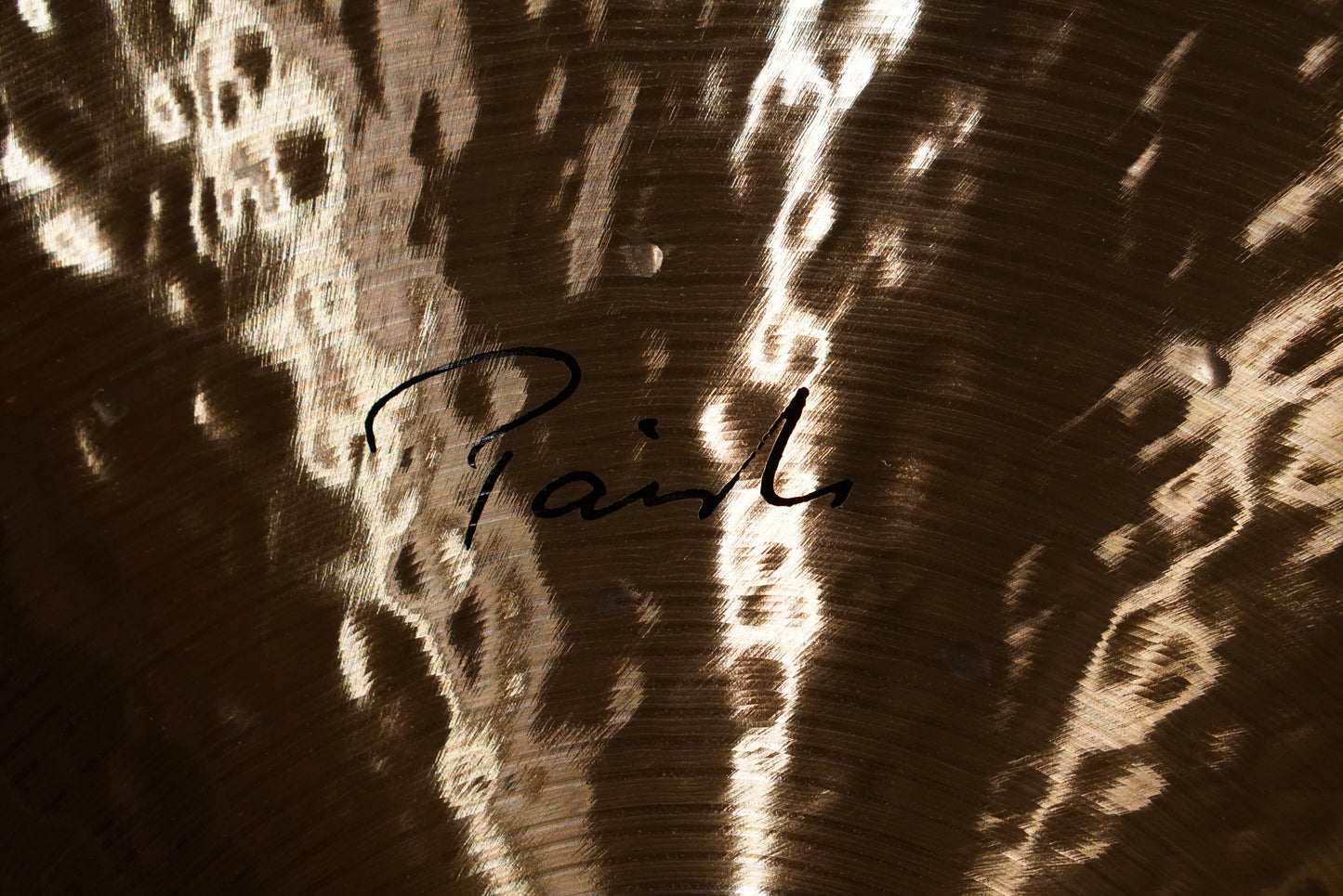 Paiste 20" Signature Traditionals Light Ride Cymbal - 1947g