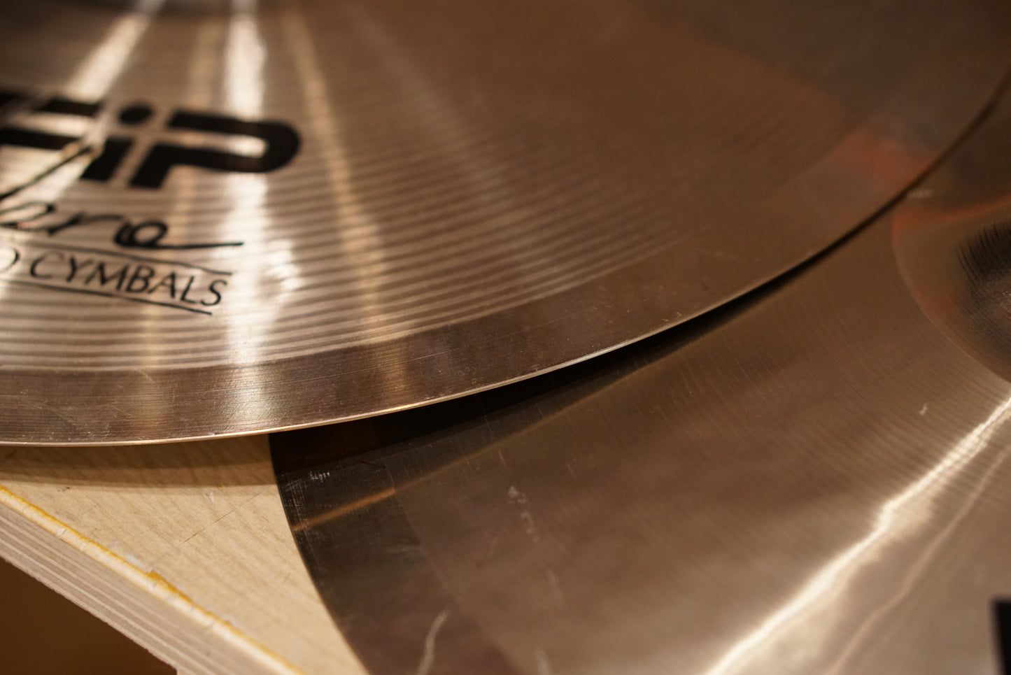 UFIP 15" Vibra Hi-Hat Cymbals - 1198/1605g