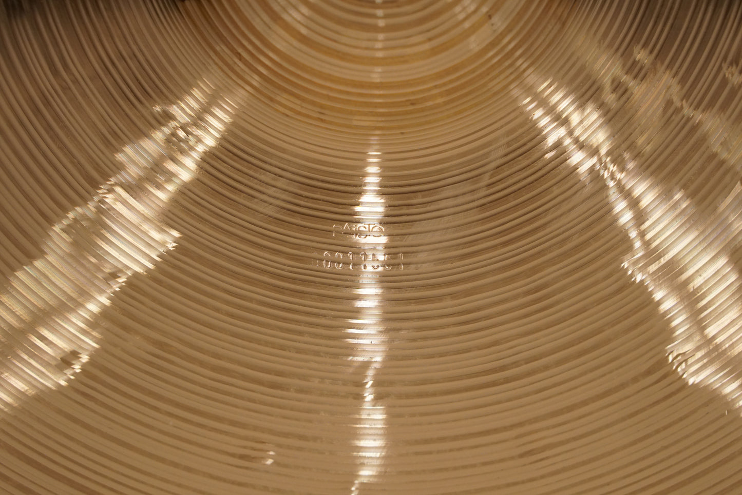 Paiste 20" 2002 Series Deep Full Ride Cymbal - 2386g