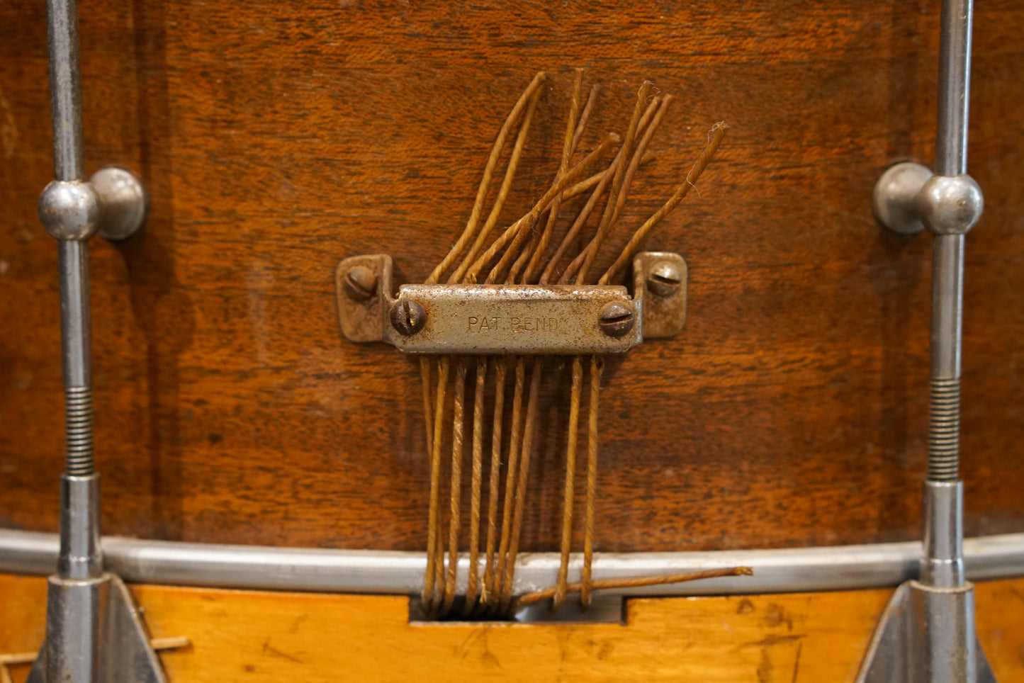 Juergens 12x15" Field Snare Drum - 1940s Mahogany