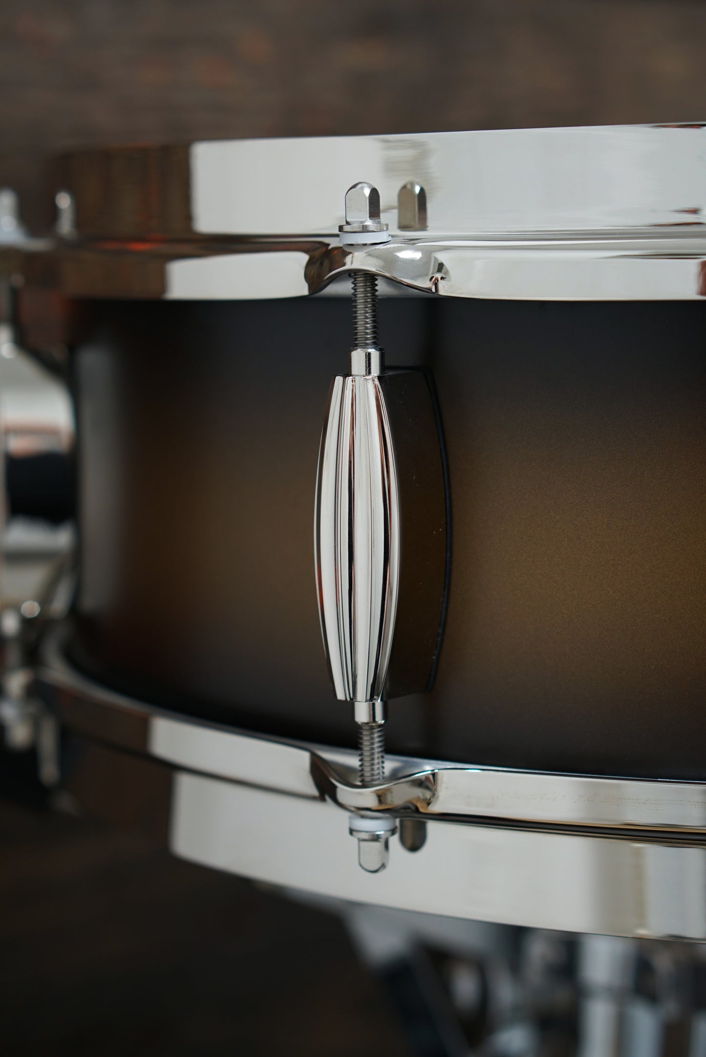 Slingerland 5x14" Solid Maple Radio King Snare Drum - Black & Gold Lacquer