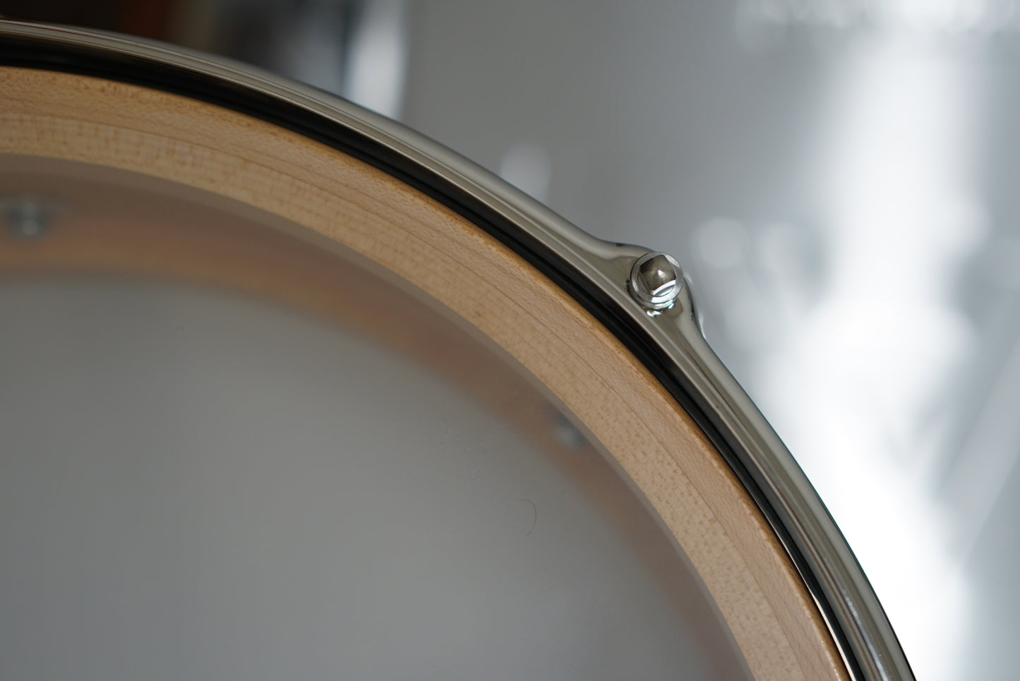 Slingerland 5x14" Solid Maple Radio King Snare Drum - Black & Gold Lacquer