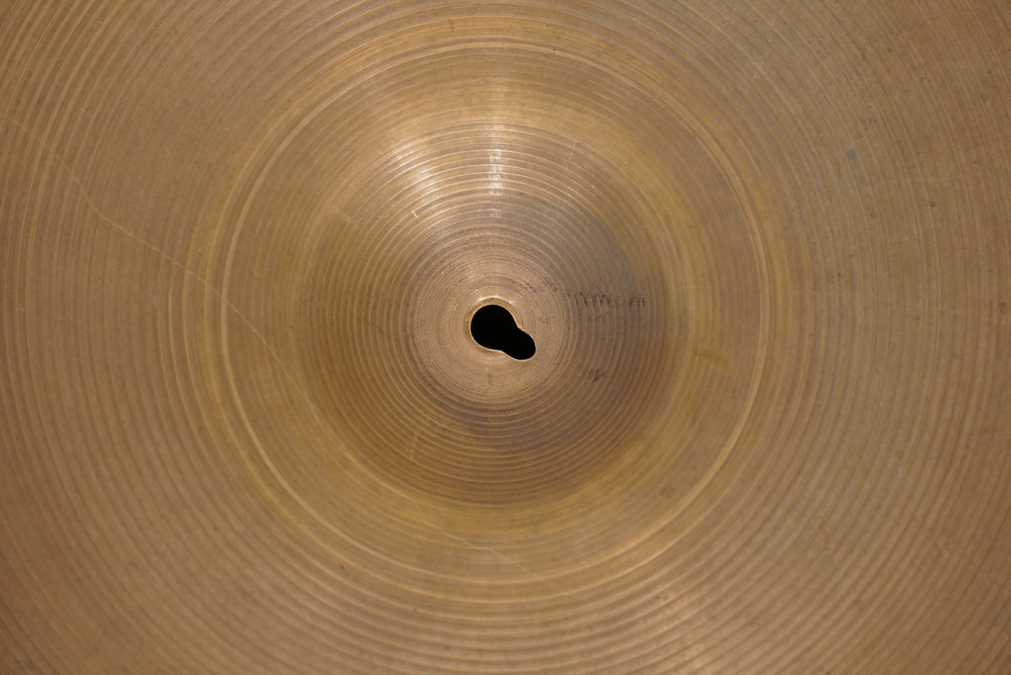Zildjian 20" Avedis 1960s Ride Cymbal - 2410g