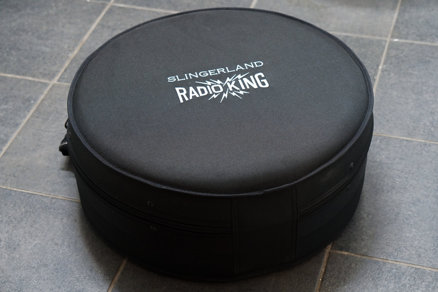 Slingerland 5x14" Solid Maple Radio King Snare Drum - Black & Gold Lacquer