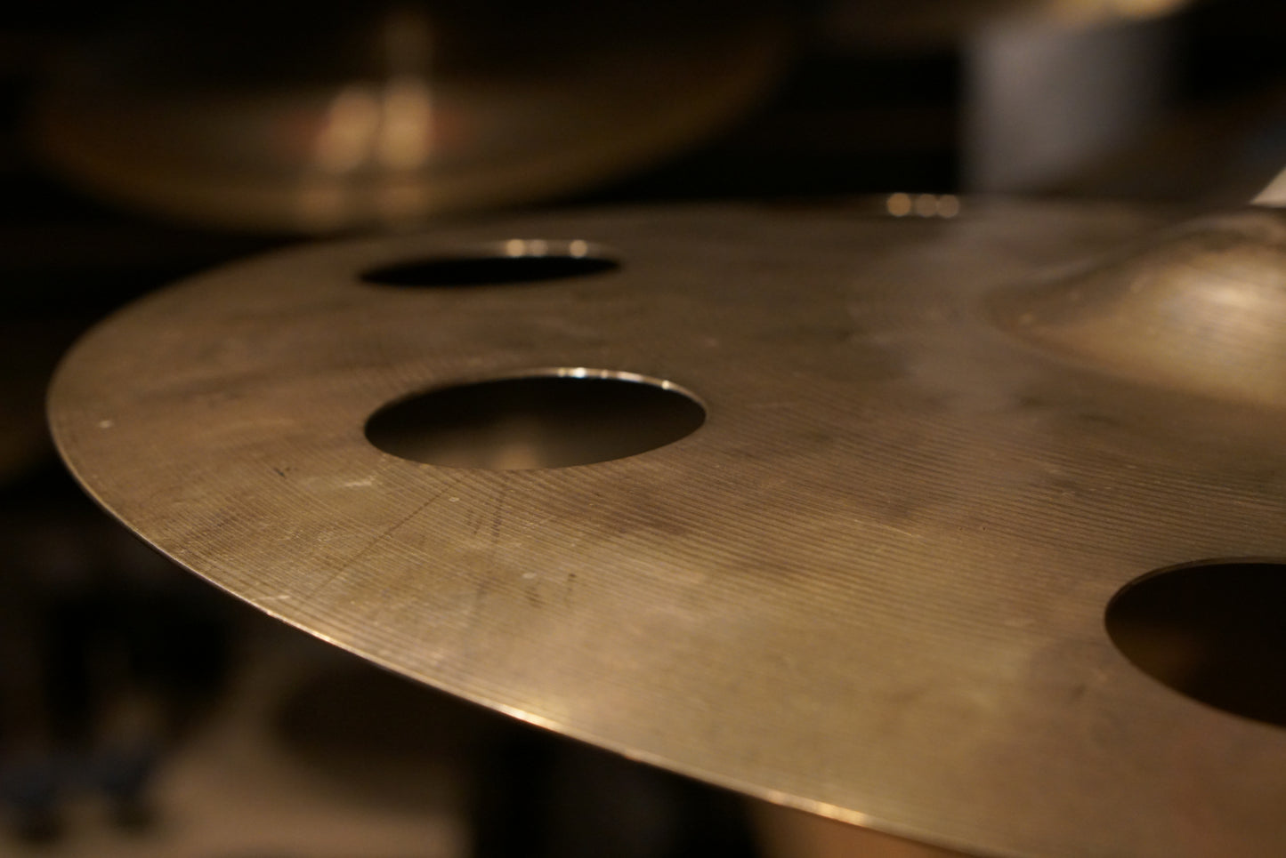 Sabian 18" HHX Evolution O-Zone Crash Cymbal - 1198g