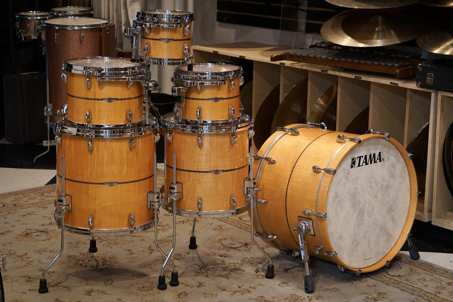Tama 8/10/12/14/16/22" Star Maple Drum Set - Gloss Natural Curly Maple - w/ Cases