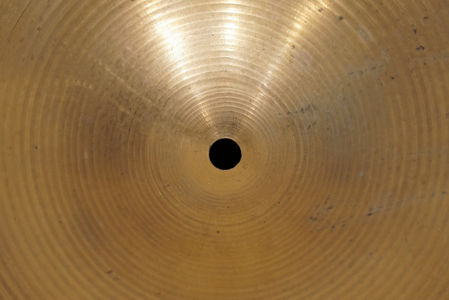 Zildjian 20" Avedis 1970s Ride Cymbal - 2818g