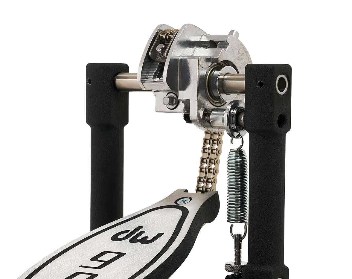 DW 9000 Series Single Bass Drum Pedal w/ bag