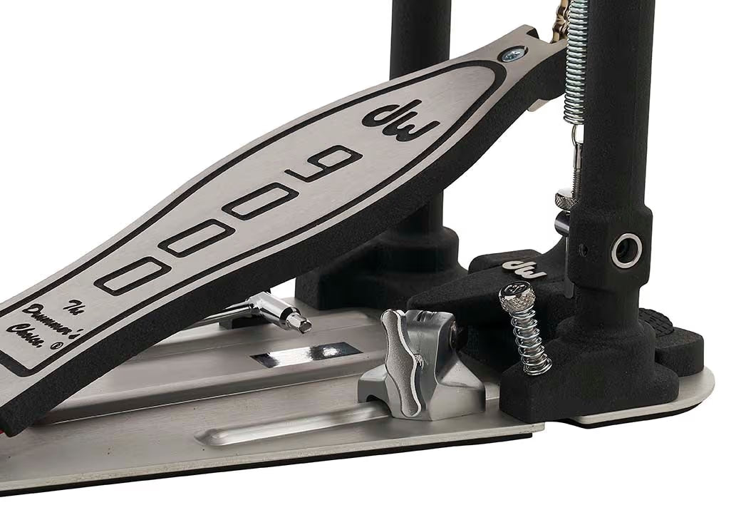 DW 9000 Series Single Bass Drum Pedal w/ bag