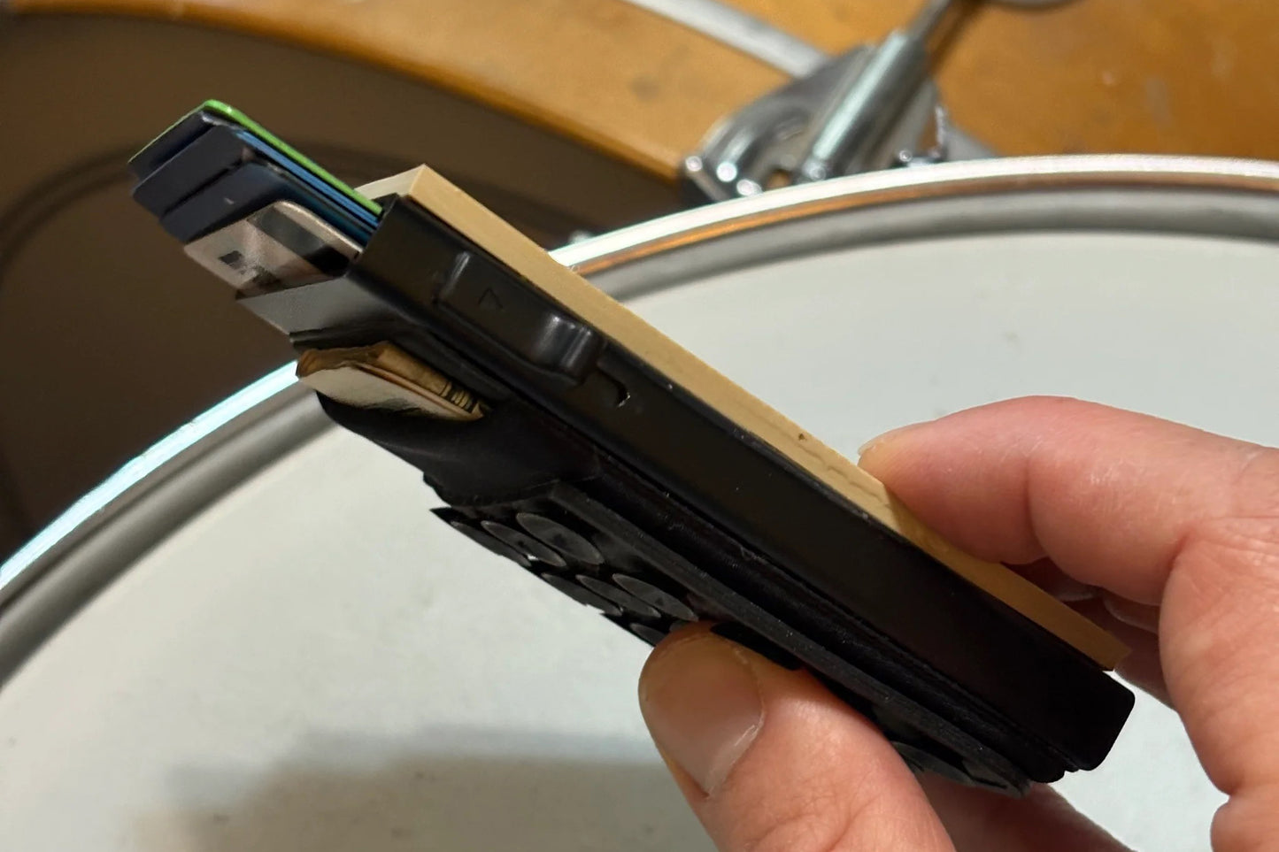 Drummer Wallet 2.0 - A Wallet, a Drum Pad, and a Drum Mute all-in-one