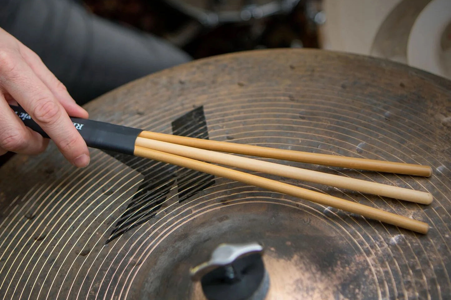 Vic Firth REMIX - Rattan/Birch Brushes (RM4)
