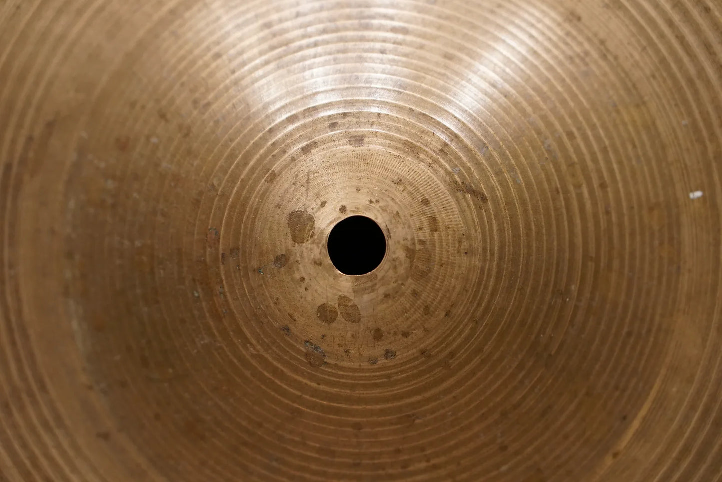Zildjian 20" Avedis 1970s Ride Cymbal - 2422g