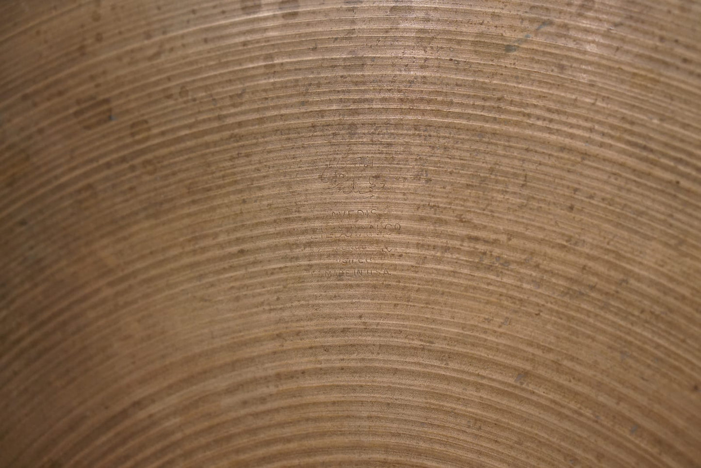 Zildjian 20" Avedis 1970s Ride Cymbal - 2422g