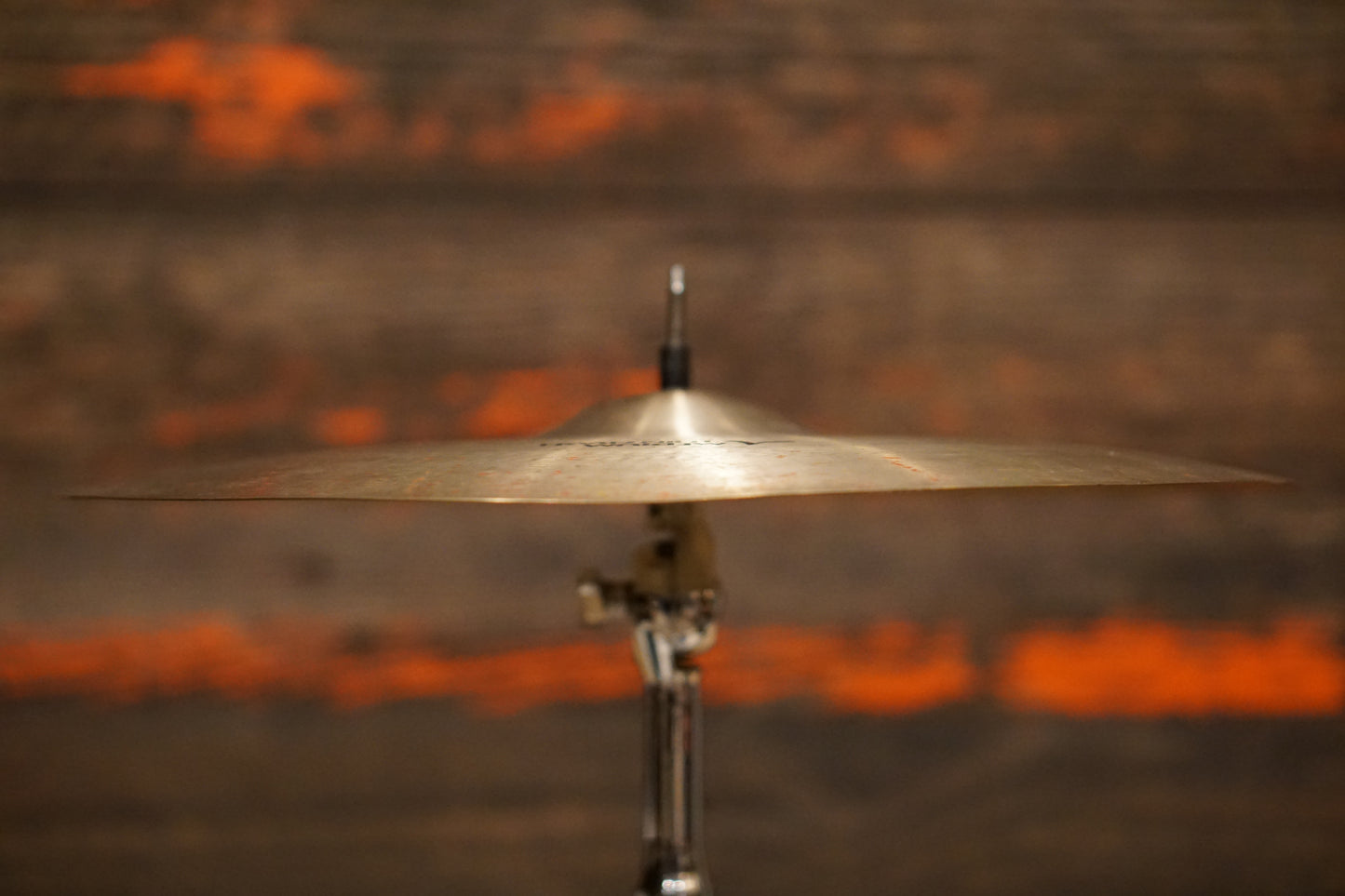 Zildjian 16" Avedis Medium Thin Crash Cymbal - 1186g