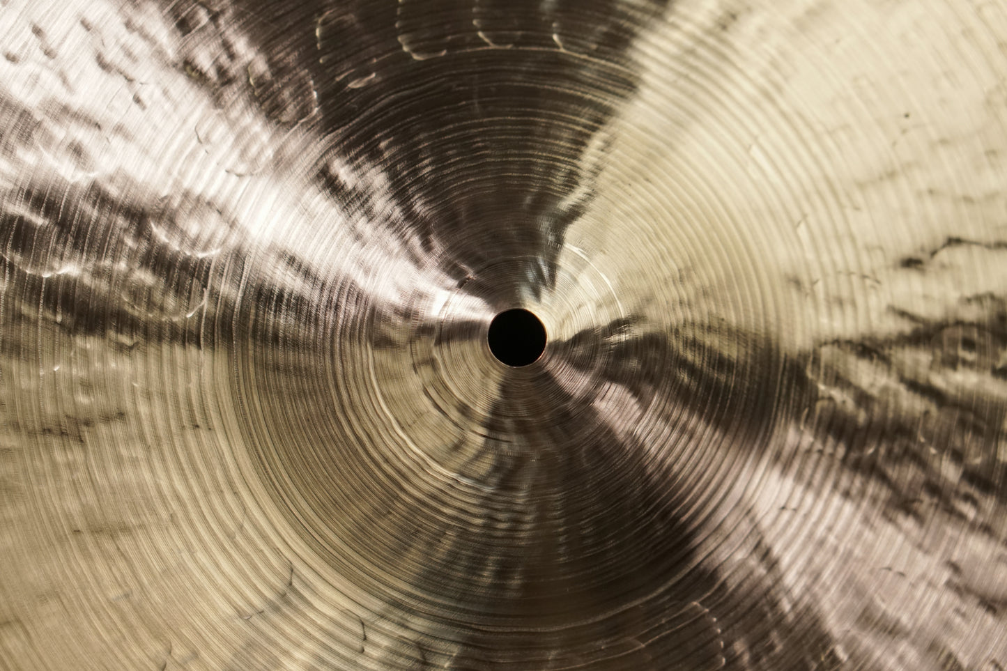 Sabian 20" Artisan Medium Ride Cymbal - 2534g