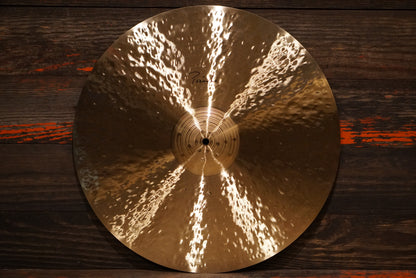 Paiste 20" Signature Traditionals Light Ride Cymbal - 1947g