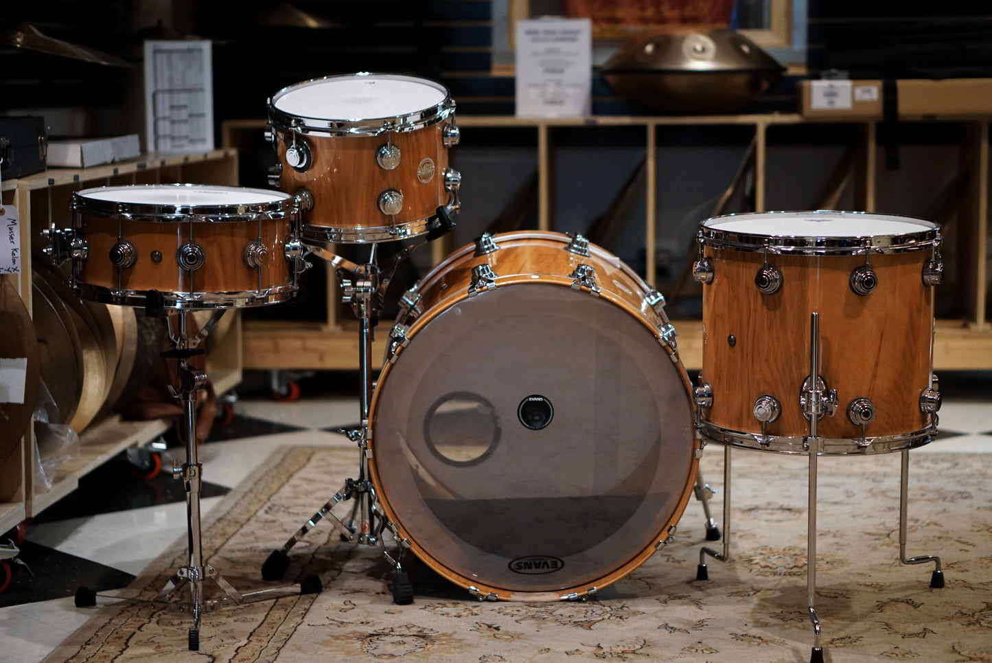 DW 12/15/22/6x14” Timeless Timber Birch Drum Set