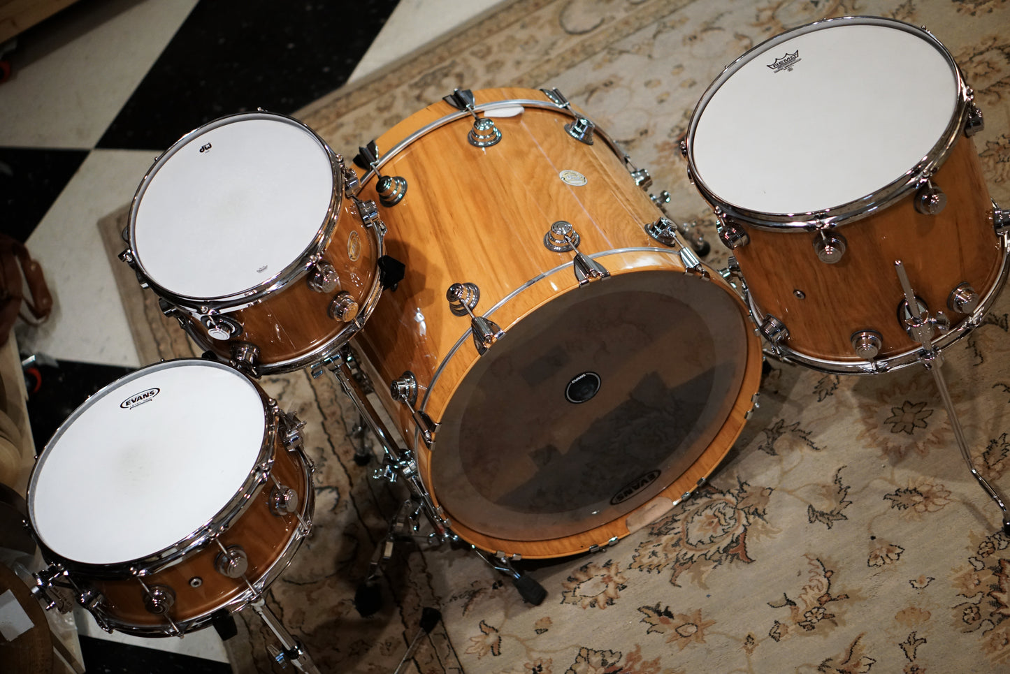 DW 12/15/22/6x14” Timeless Timber Birch Drum Set