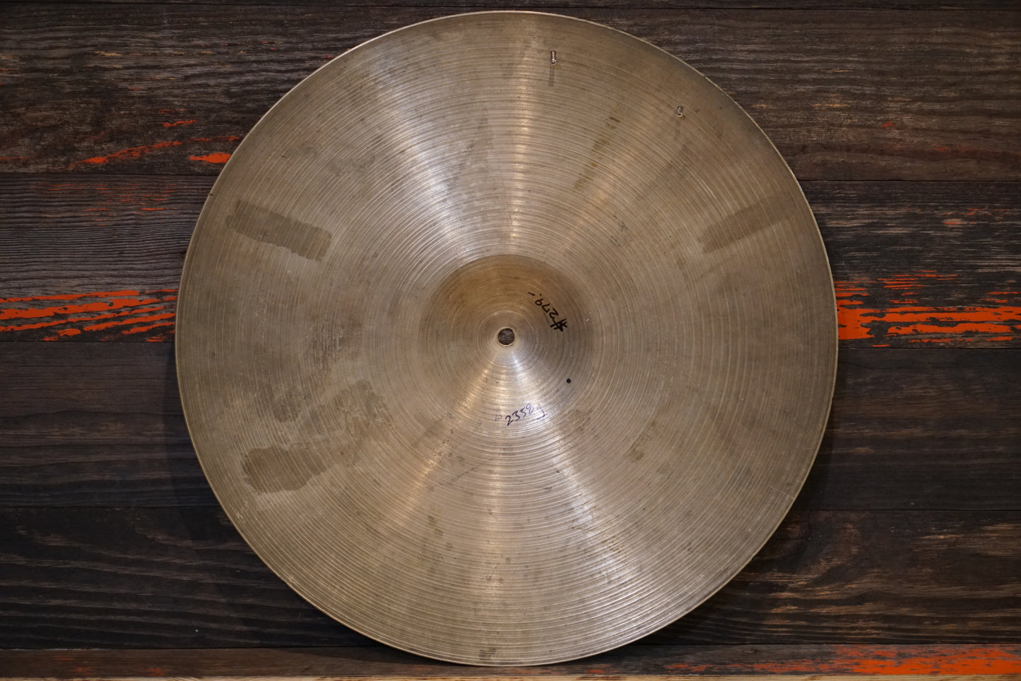 Zildjian 20" Avedis 1970s Ride Cymbal - 2358g