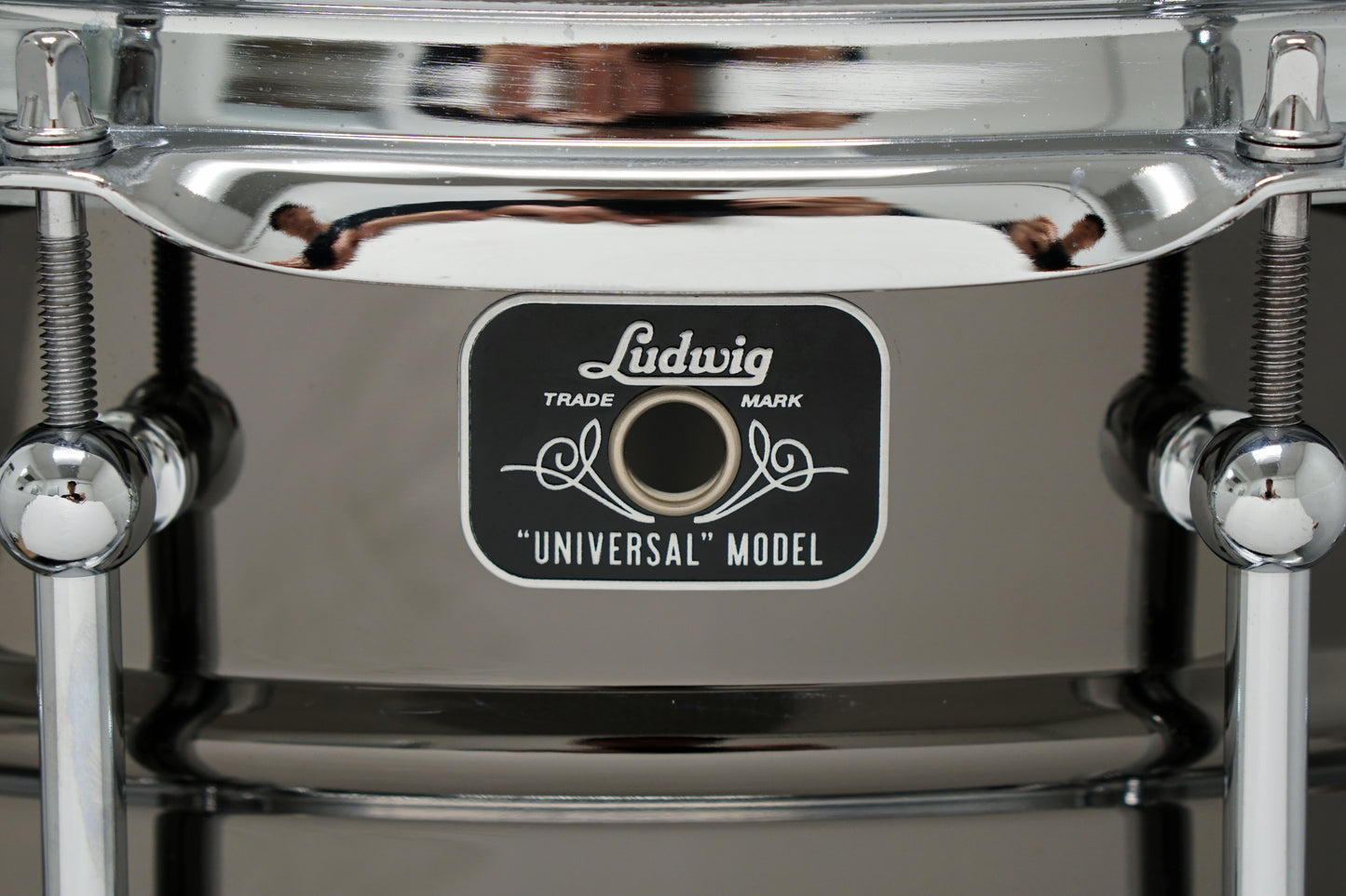 Ludwig 5.5x14" Universal Brass Snare Drum