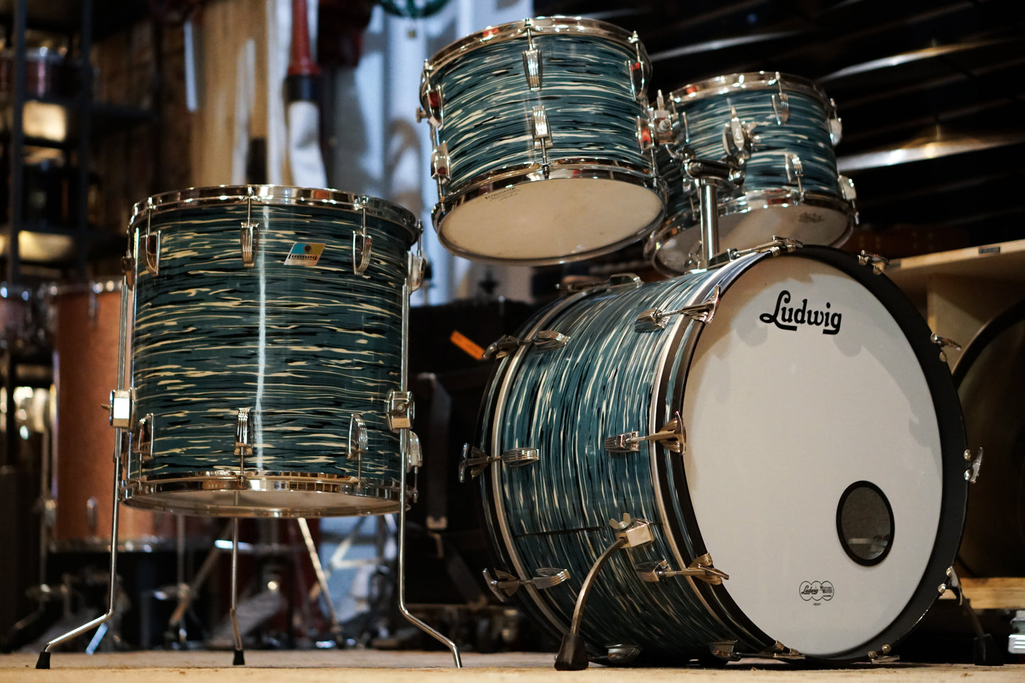 Ludwig 12/13/14/16/22" Hollywood+ Drum Set - 1970s Oyster Blue Pearl