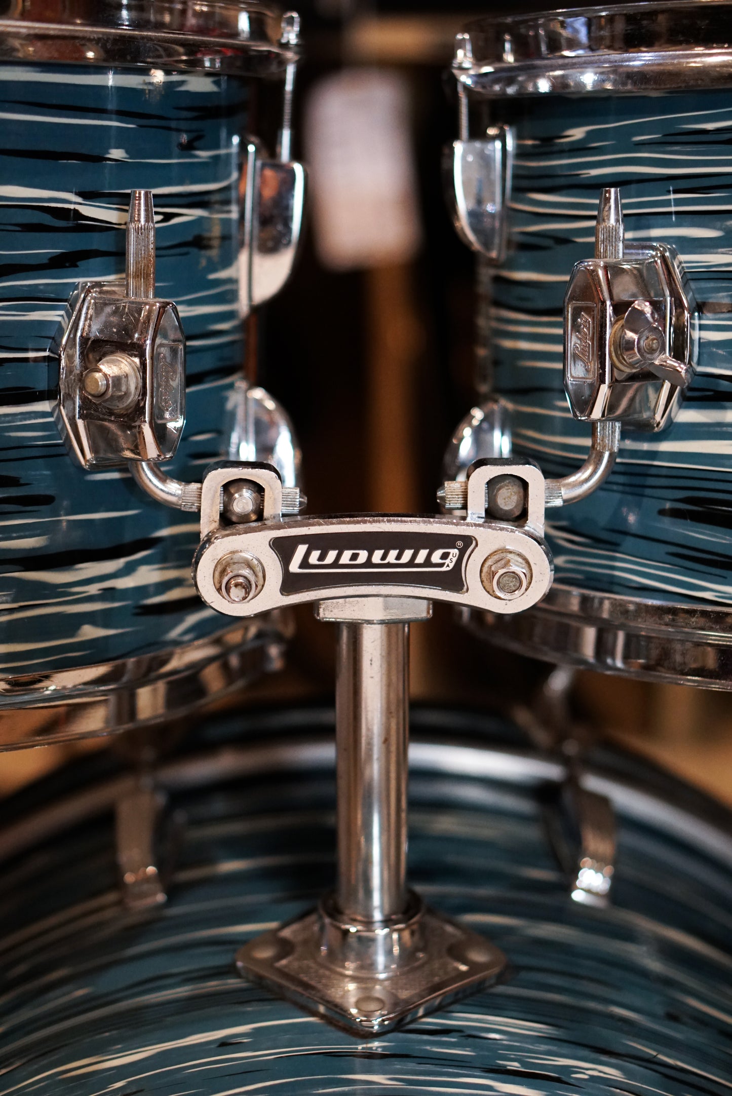 Ludwig 12/13/14/16/22" Hollywood+ Drum Set - 1970s Oyster Blue Pearl