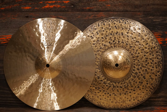 Paiste 14" Signature Traditionals Medium Light Hat Cymbals - 902/1208g