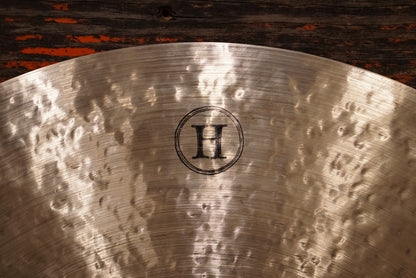 Hayden Custom 22" Traditional Series Ride Cymbal - 2586g