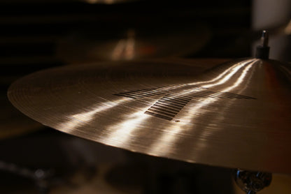 Zildjian 18" K. Klassisch Symphonic Suspended Cymbal - 1410g