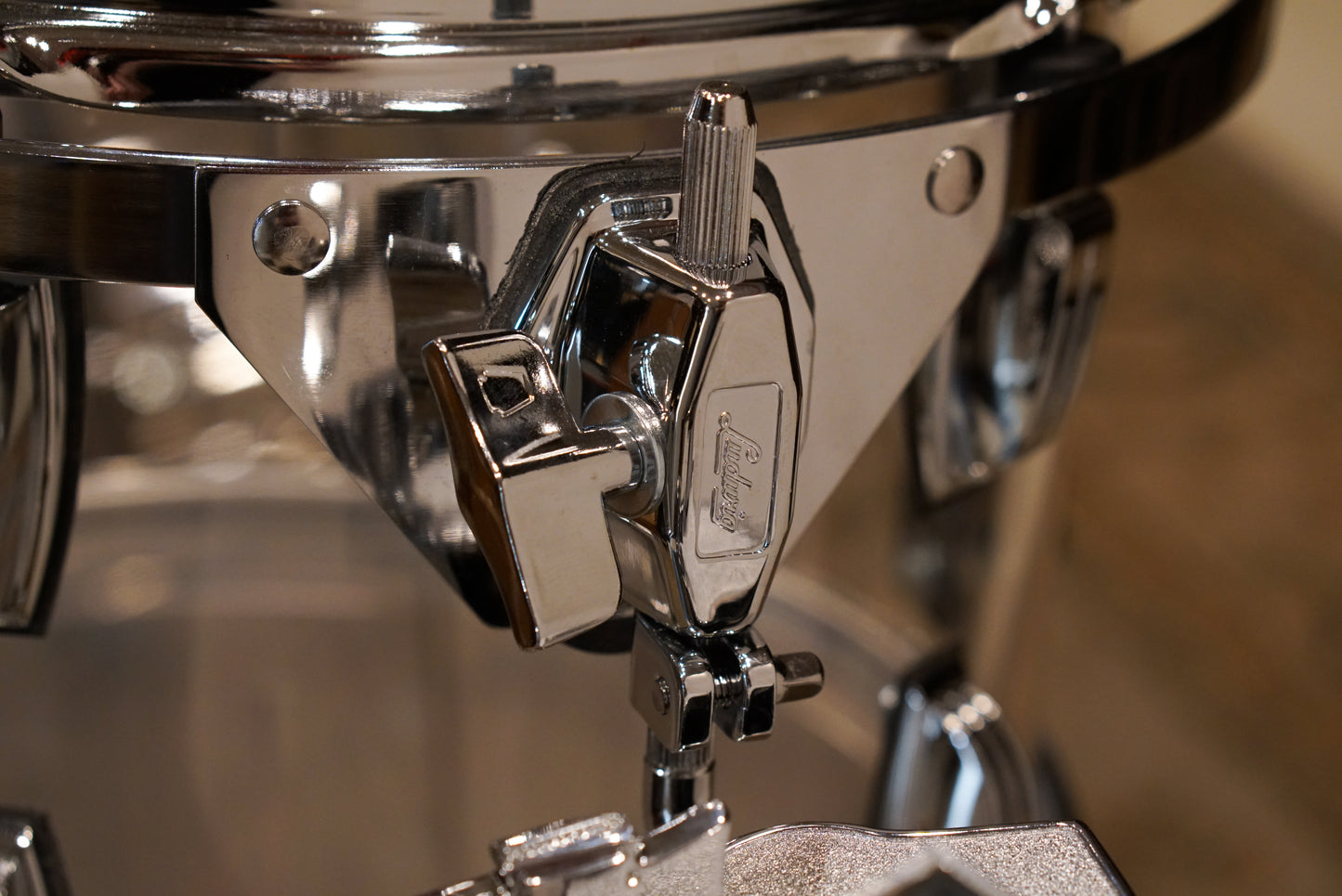 Ludwig 13/16/24" Pro Beat Drum Set - Clear Vistalite