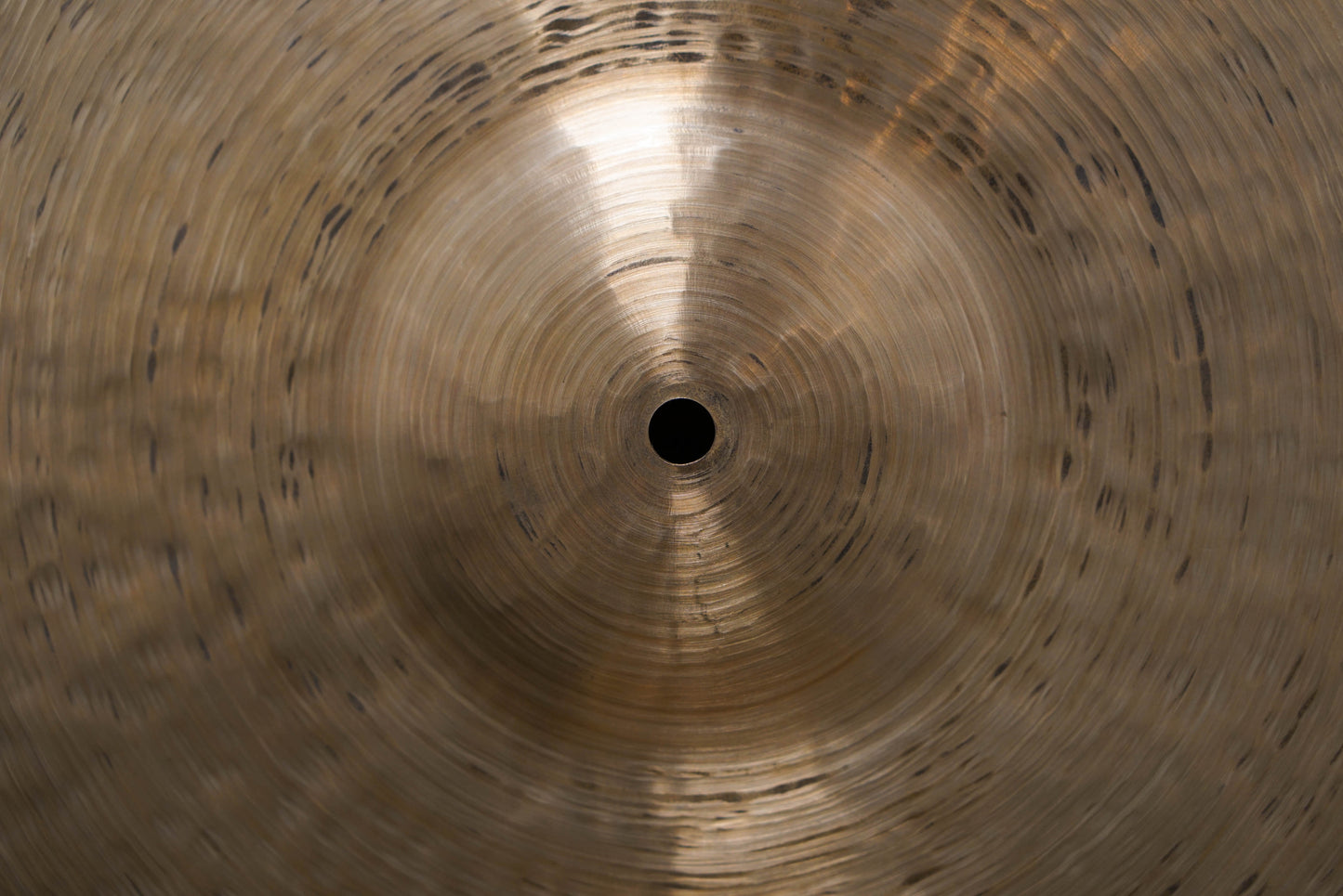 Istanbul Agop 20" 30th Anniversary Medium Ride Cymbal - 2140g