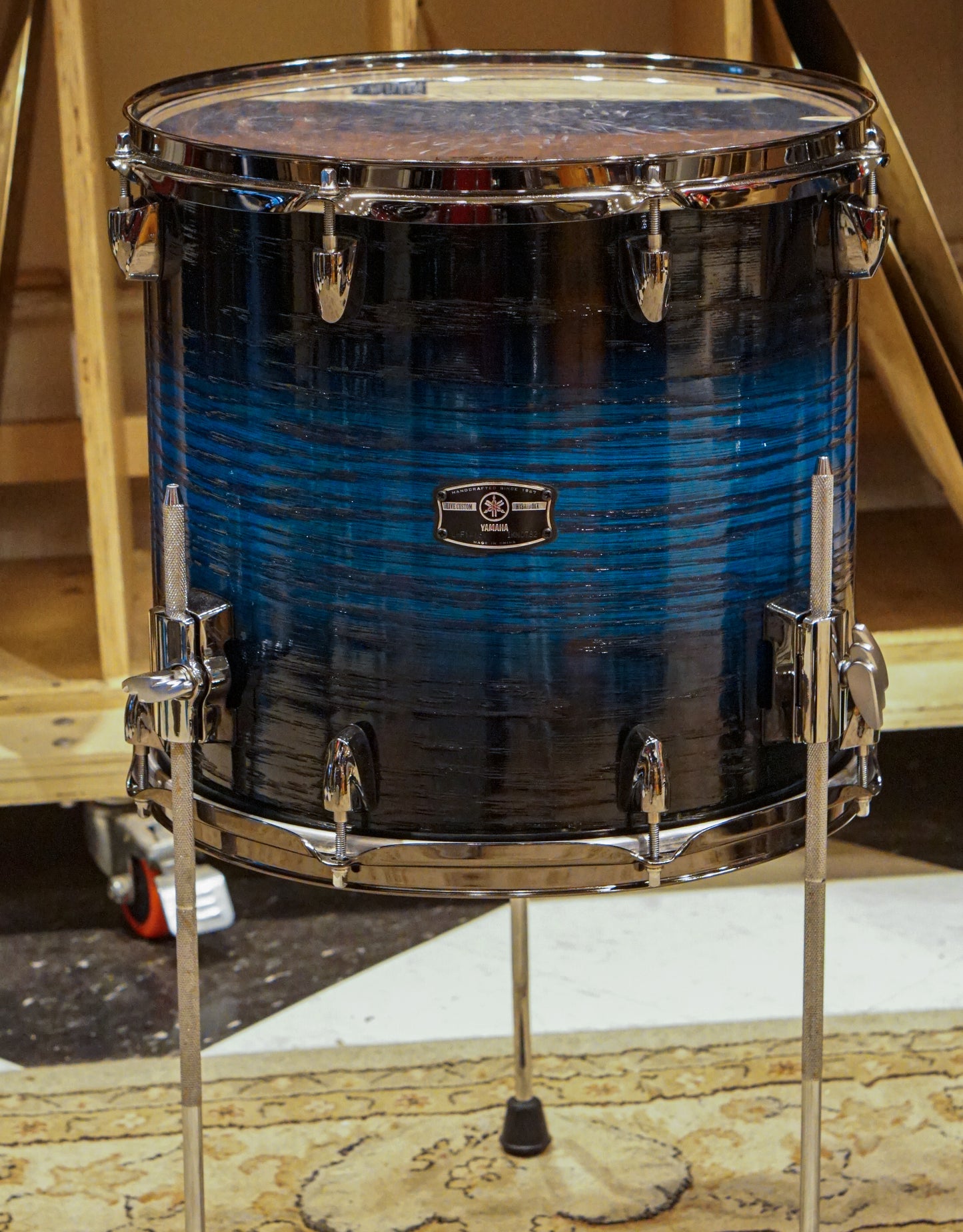 Yamaha 8/10/14/20/5.5x14" Live Custom Hybrid Oak Drum Set - Uzu Ice Sunburst