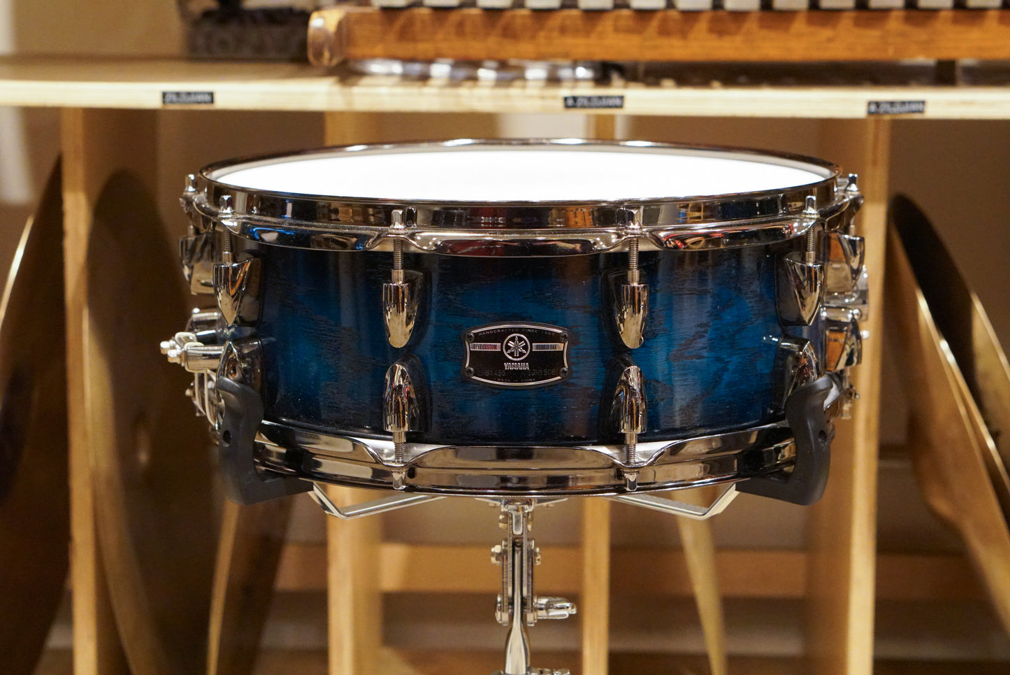 Yamaha 8/10/14/20/5.5x14" Live Custom Hybrid Oak Drum Set - Uzu Ice Sunburst