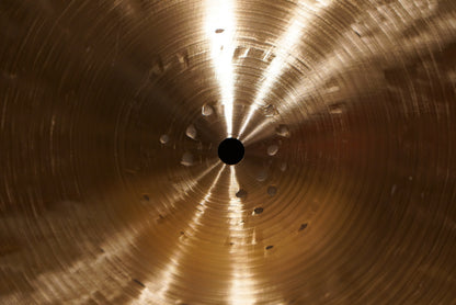 Zildjian 22" K. Constantinople Medium Thin Low Ride Cymbal - 2484g