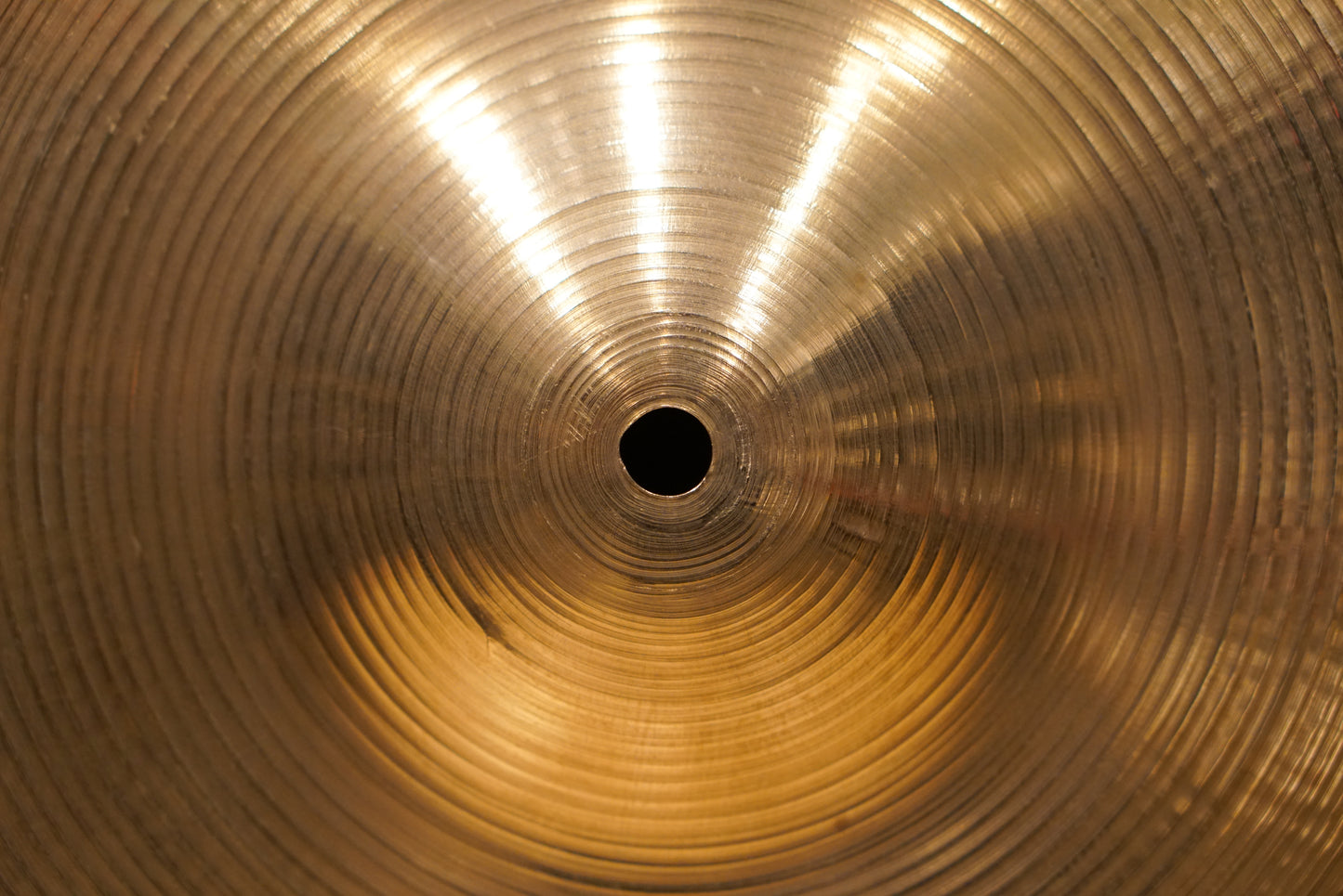 Zildjian 18" Avedis 1970s Crash Cymbal - 1416g