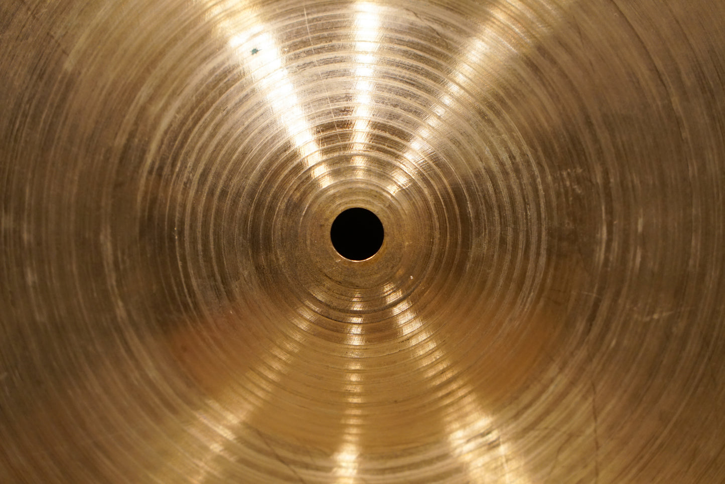 Paiste 14" Formula 602 Classic Medium Hi-Hat Cymbals - 848/916g