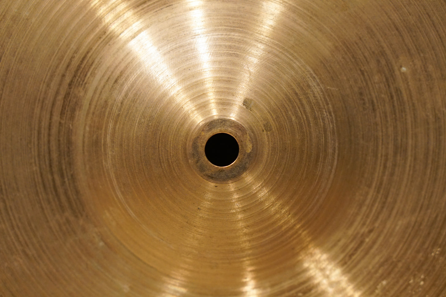 Paiste 14" Formula 602 Classic Medium Hi-Hat Cymbals - 848/916g