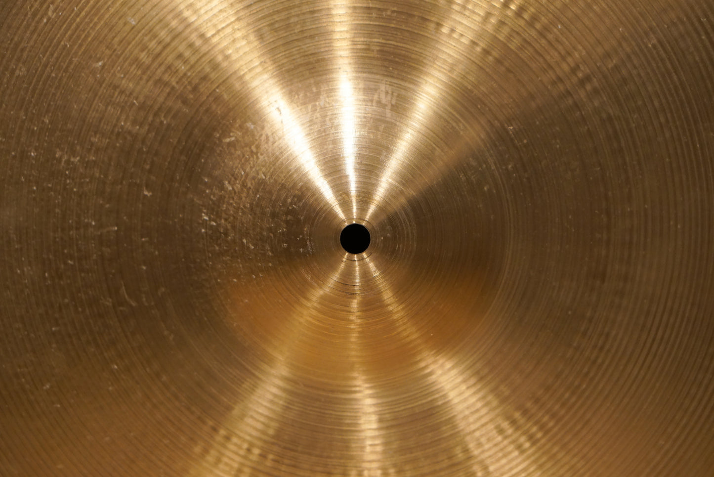 Zildjian 20" Avedis Medium Ride Cymbal - 2574g