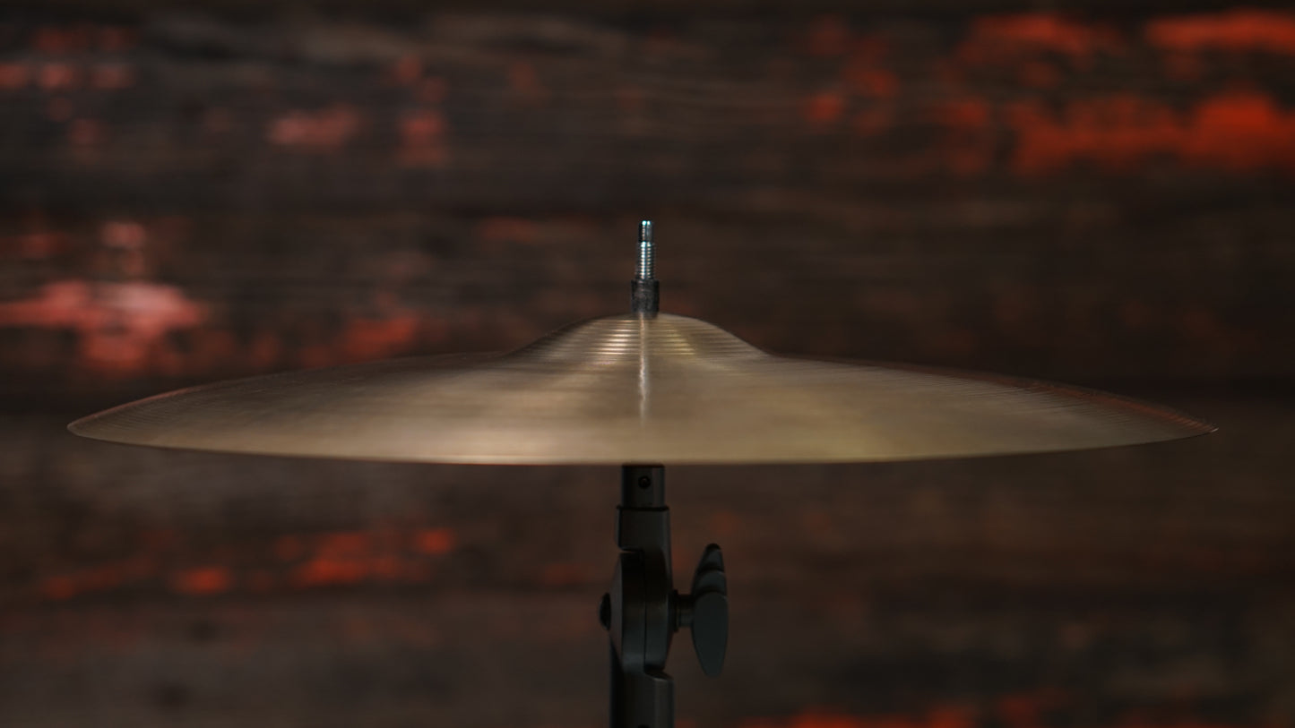 Zildjian 16" Avedis Thin Crash Cymbal - 1018g