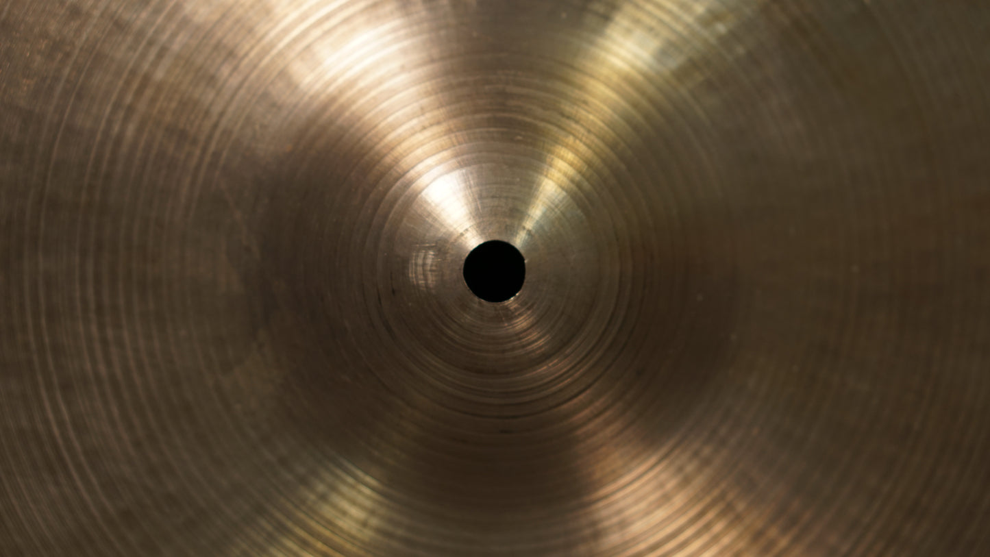 Zildjian 16" Avedis Thin Crash Cymbal - 1018g