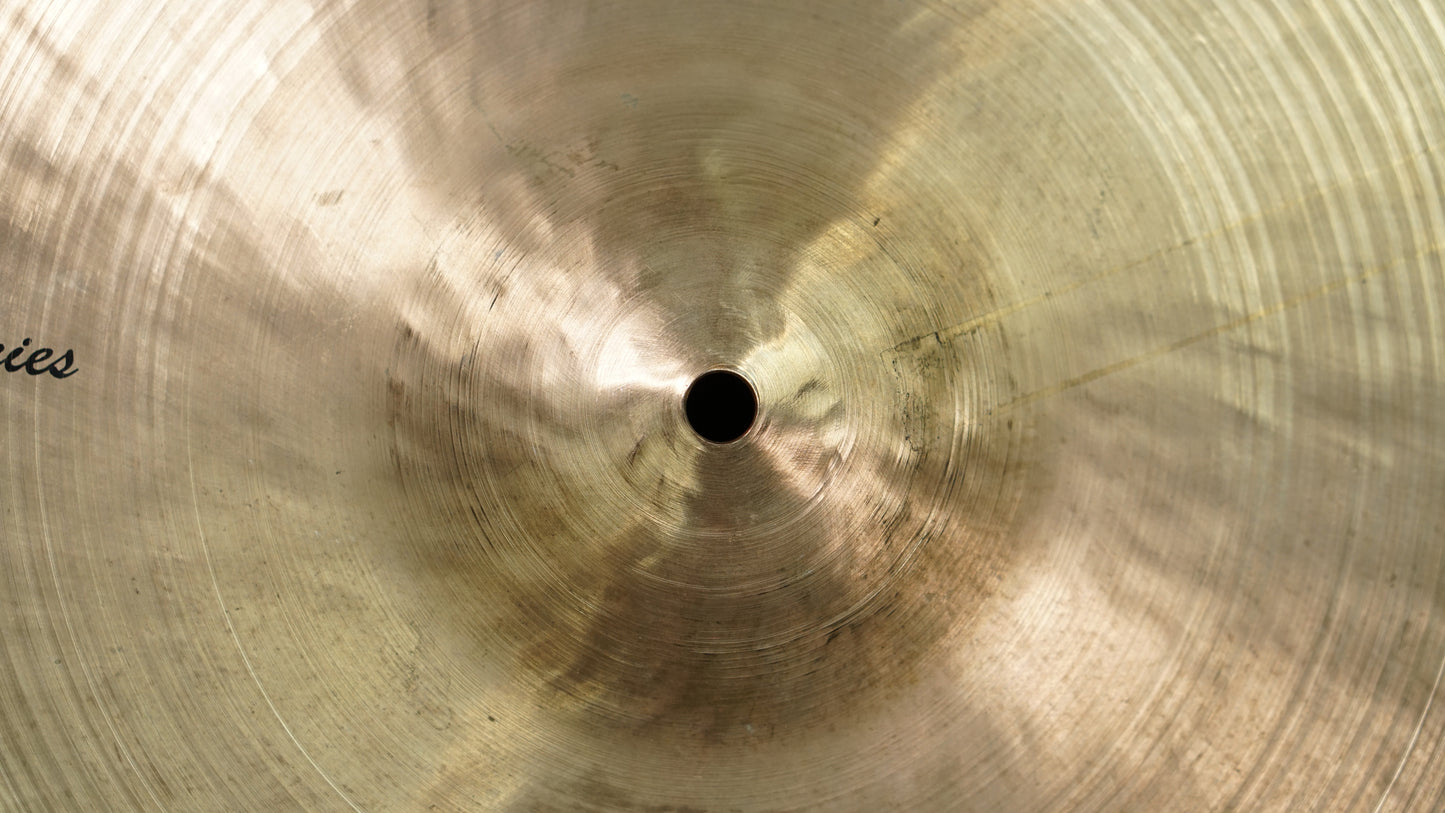 Bosphorus 22" Traditional Light Ride Cymbal - 2560g