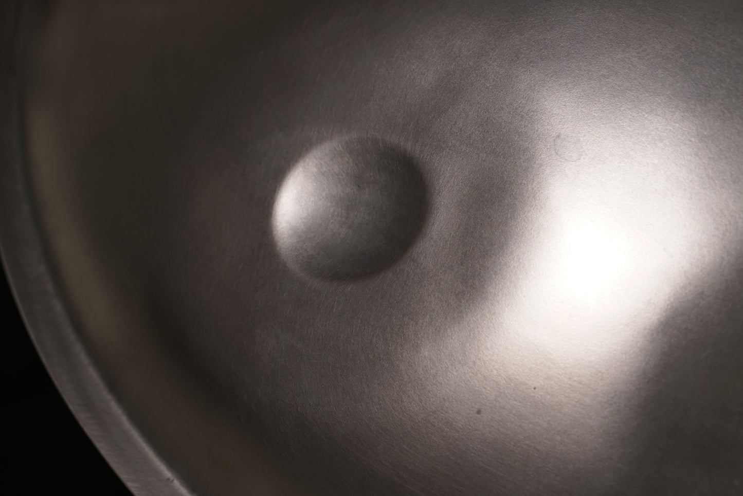 Symphonic Steel Iskra Handpan - D Minor