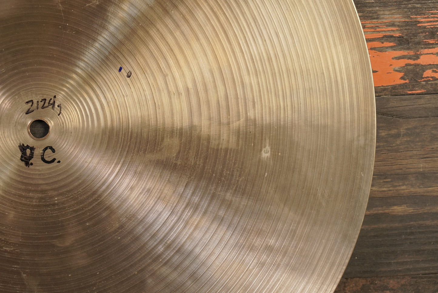 Zildjian 18" Avedis 1970s Flat Ride Cymbal - 2124g