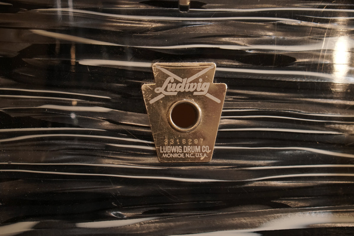 Ludwig 12/13/16/22" Classic Maple Drum Set - Vintage Black Oyster
