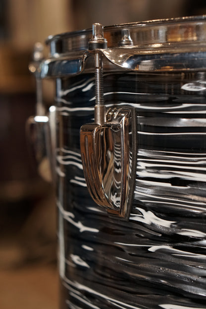 Ludwig 12/13/16/22" Classic Maple Drum Set - Vintage Black Oyster