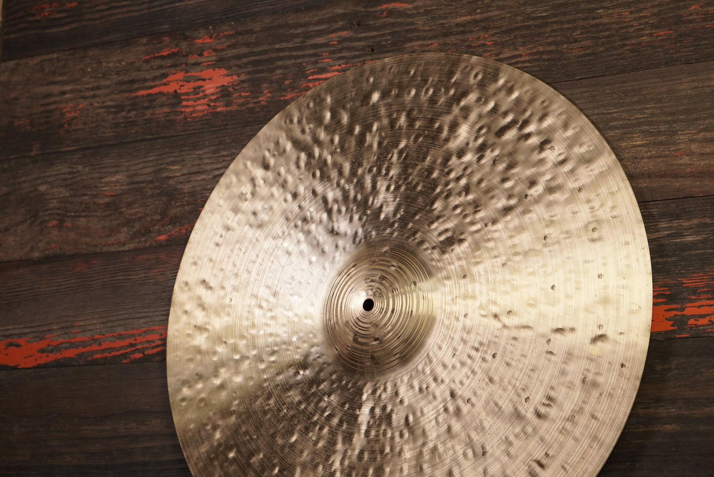 Paiste 22" Signature Traditionals Light Ride Cymbal - 2554g