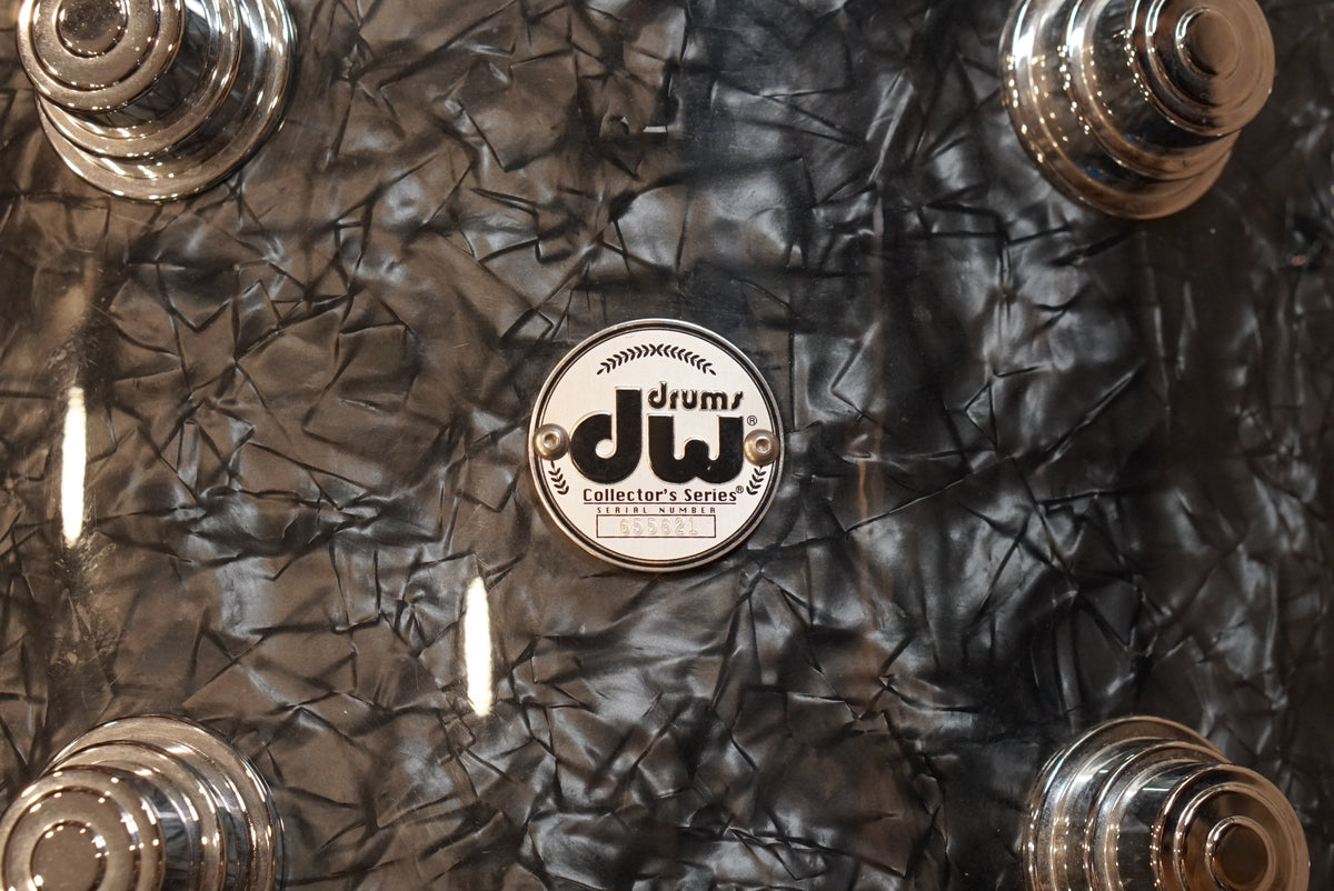 DW 12x18" Collector's Series Bass Drum - Black Diamond Pearl