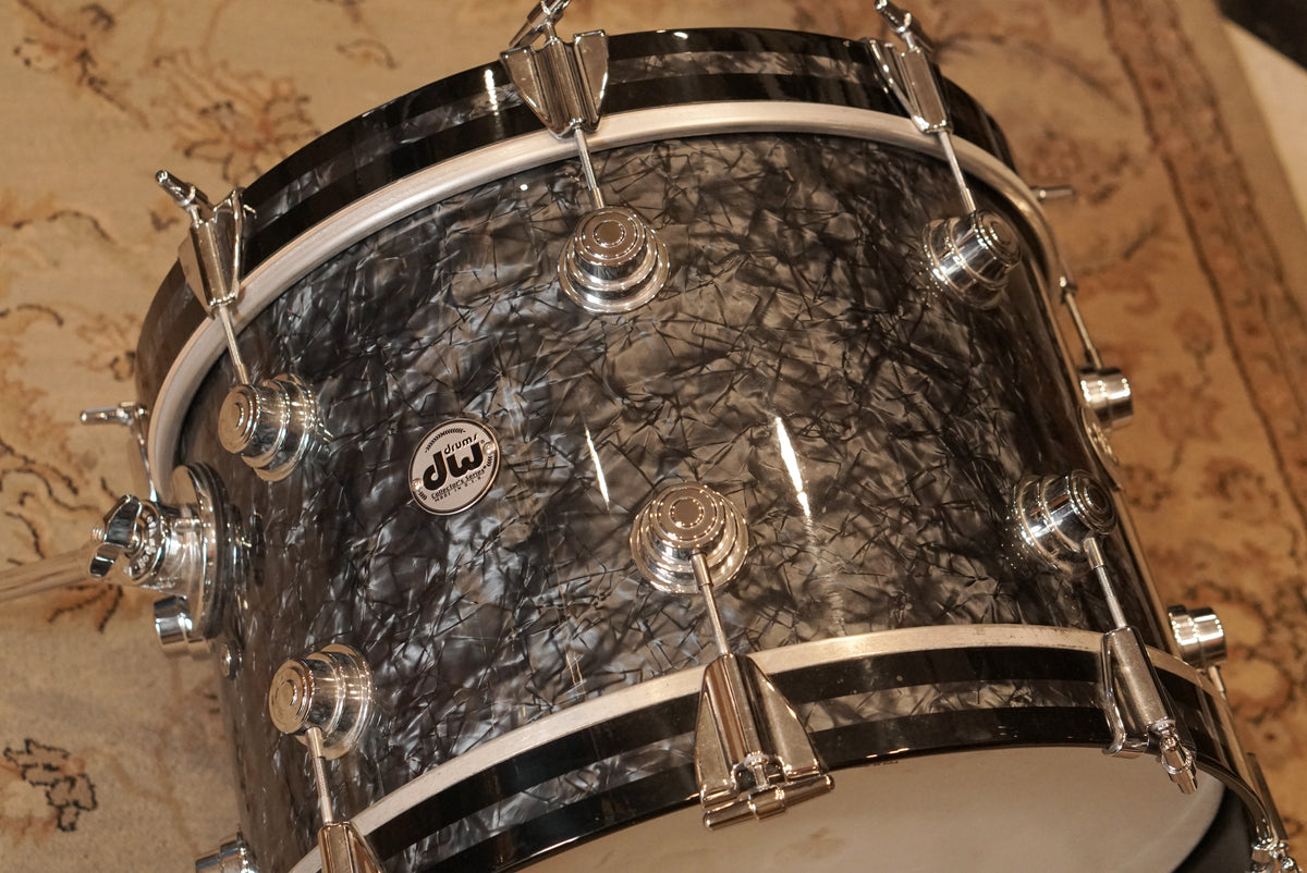 DW 12x18" Collector's Series Bass Drum - Black Diamond Pearl